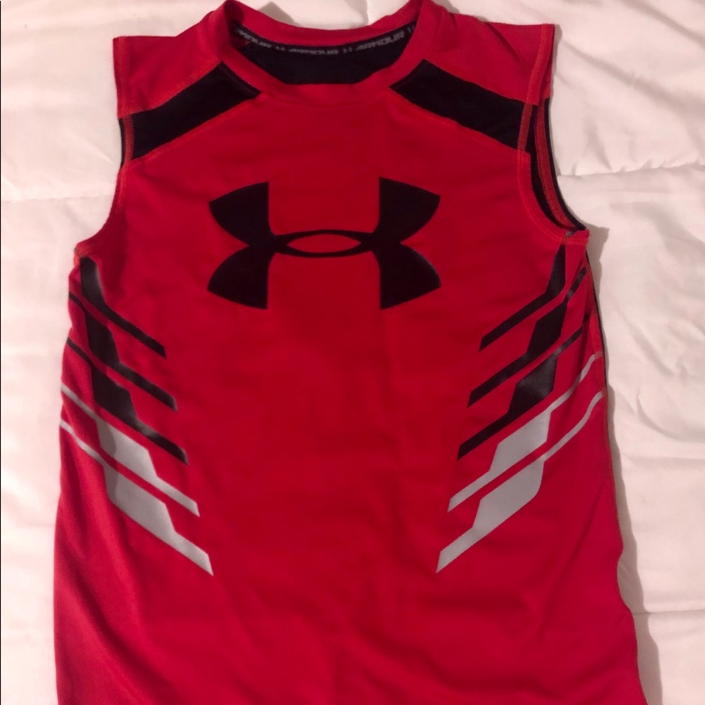 Boys Medium Under Armour Sleeveless Tee